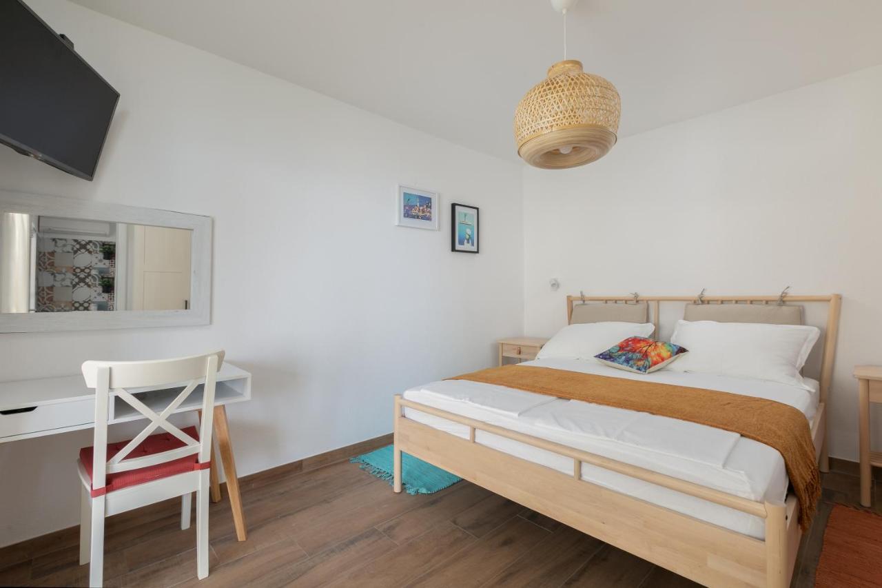 Apartamento La Casa Di Nonno Milna  Exterior foto