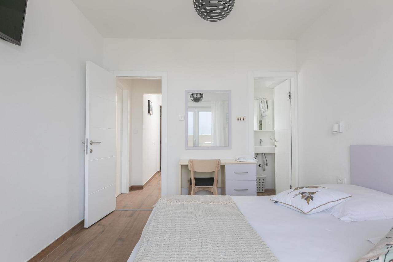 Apartamento La Casa Di Nonno Milna  Exterior foto